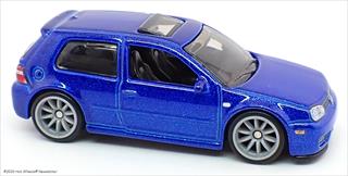 2004 Volkswagen Golf R32